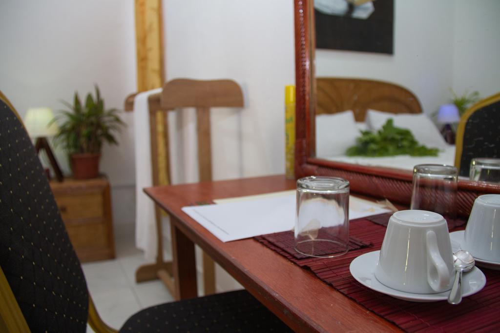 Thulhaadhoo Alvi Star Inn חדר תמונה